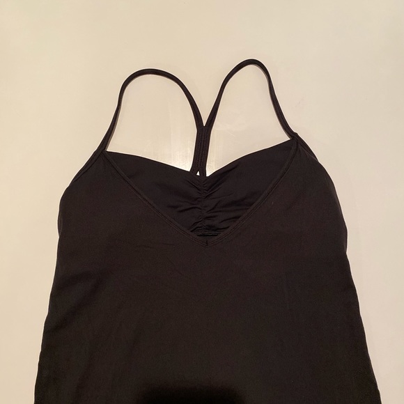 lululemon athletica Tops - Lululemon roll out tank